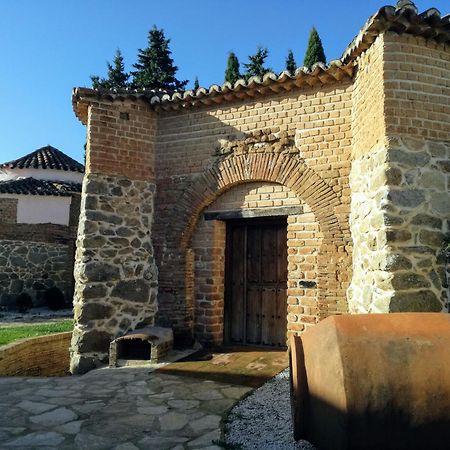 Ruralrut En El Tiemblo Precios Especiales A Partir De 7 Noches, Wifi, Cabina De Hidromasaje, Aire Acondicionado, Zonas De Bano Naturales Cercanas Eksteriør bilde