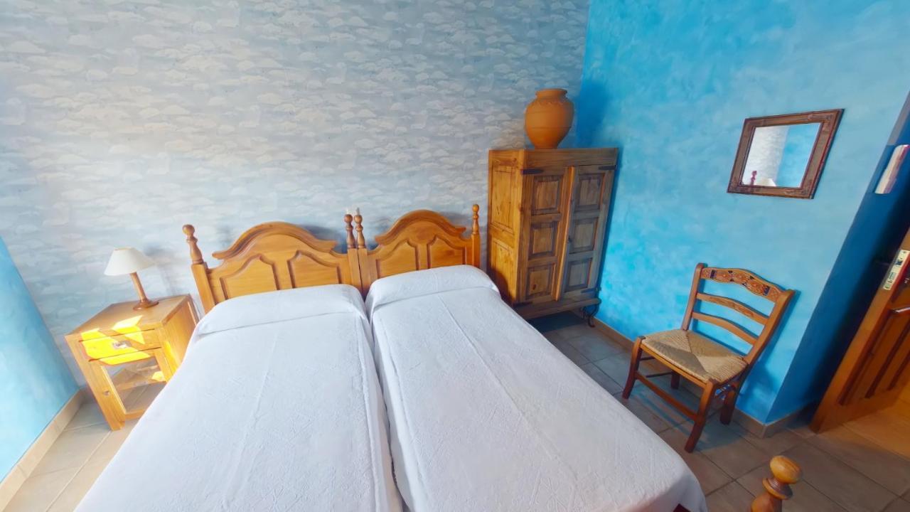 Ruralrut En El Tiemblo Precios Especiales A Partir De 7 Noches, Wifi, Cabina De Hidromasaje, Aire Acondicionado, Zonas De Bano Naturales Cercanas Eksteriør bilde