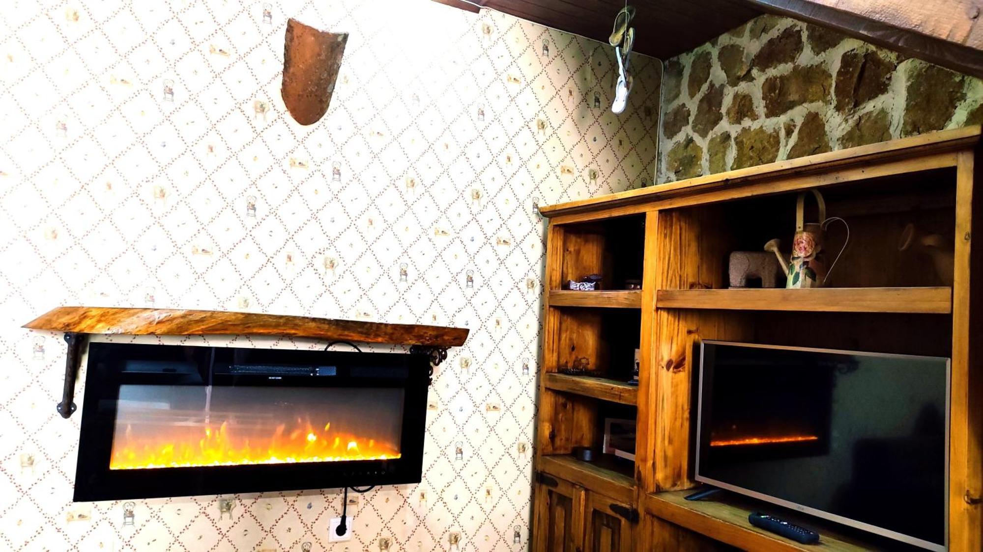 Ruralrut En El Tiemblo Precios Especiales A Partir De 7 Noches, Wifi, Cabina De Hidromasaje, Aire Acondicionado, Zonas De Bano Naturales Cercanas Eksteriør bilde